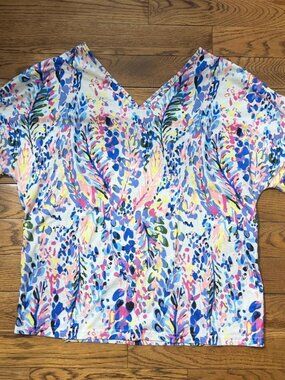 Emery Rose multicoloured floral v-neck shirt Size M #floral #summer